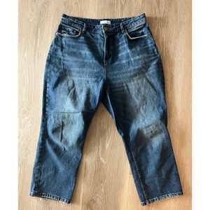 LIKE NEW Loft Petite Curvy Straight Cropped Jeans